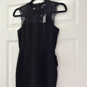 Woman’s express dress size 0 new with tags